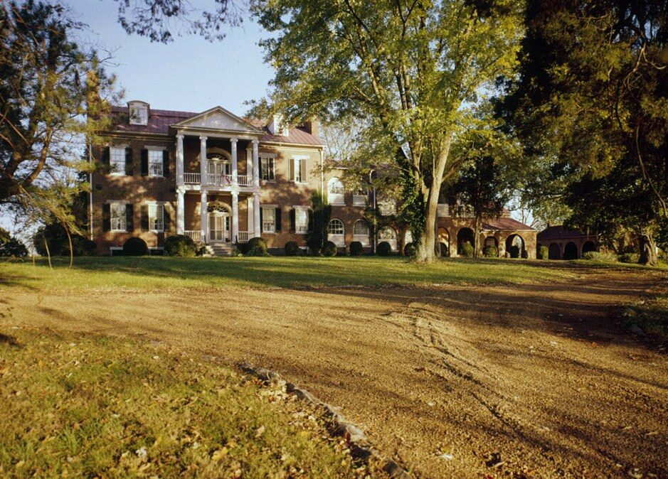 Fairvue Plantation entrance, Gallatin area